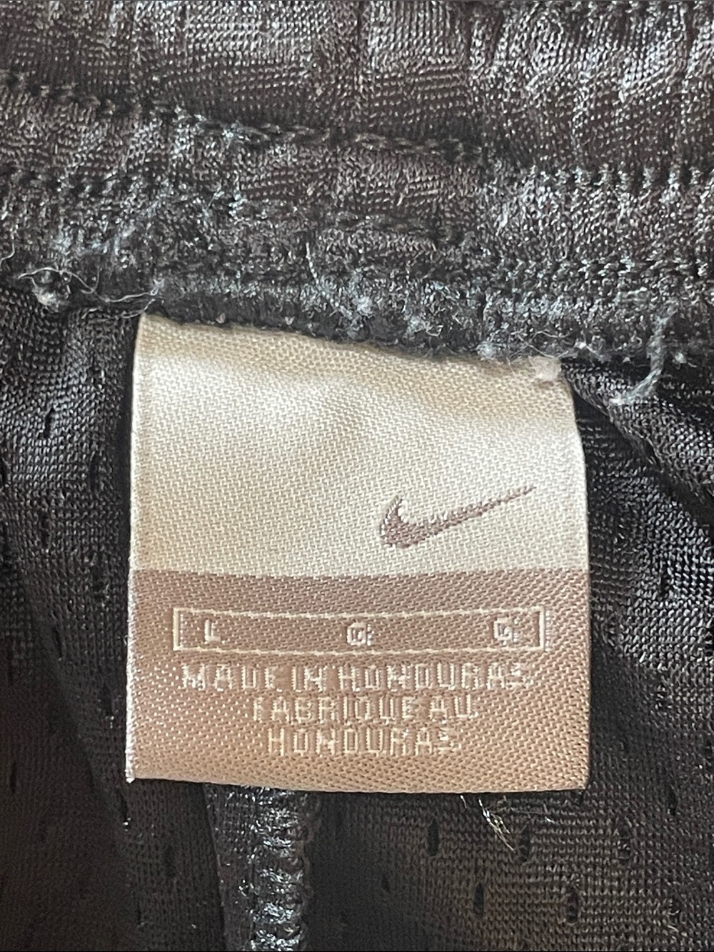 Nike Men's Black Athletic Shorts. Good Condition. Size L. - Picture 4 of 6